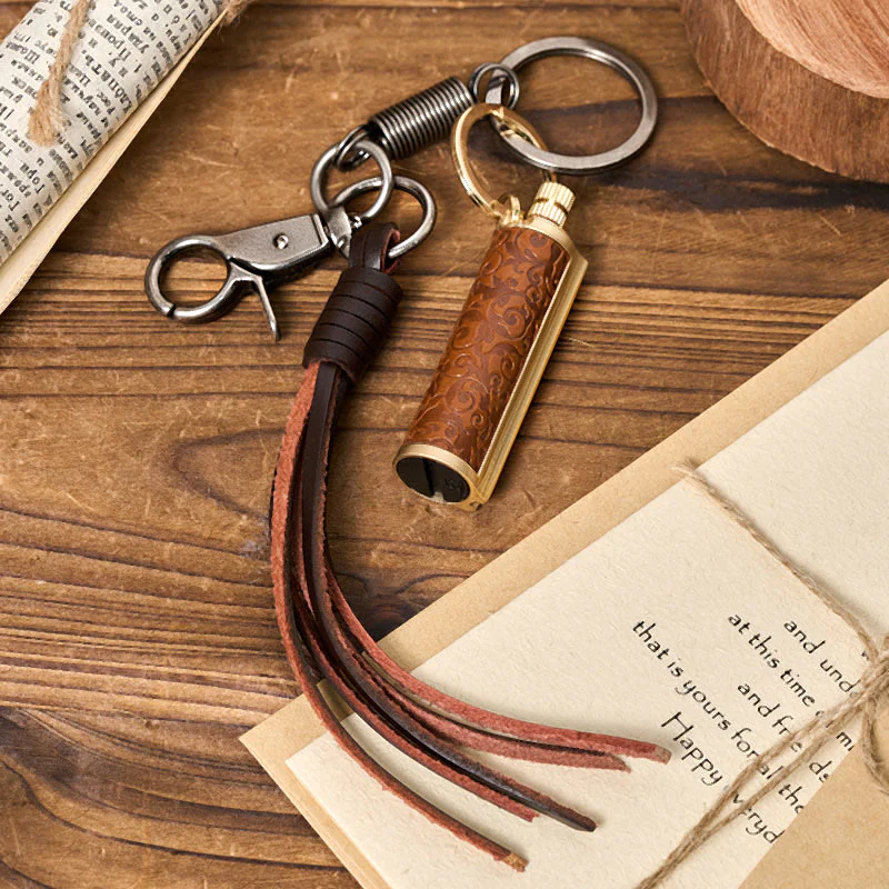 Vintage Tassel Pendant Keychain Carved Kerosene Lighter - Image 5