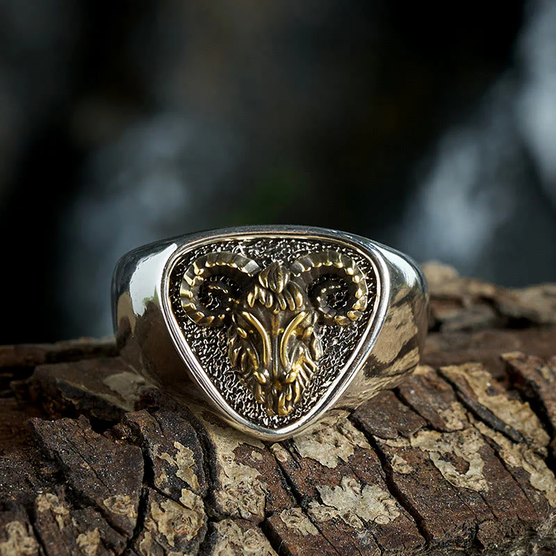 Vintage Western Style Carved Ram Head Ring - Image 4