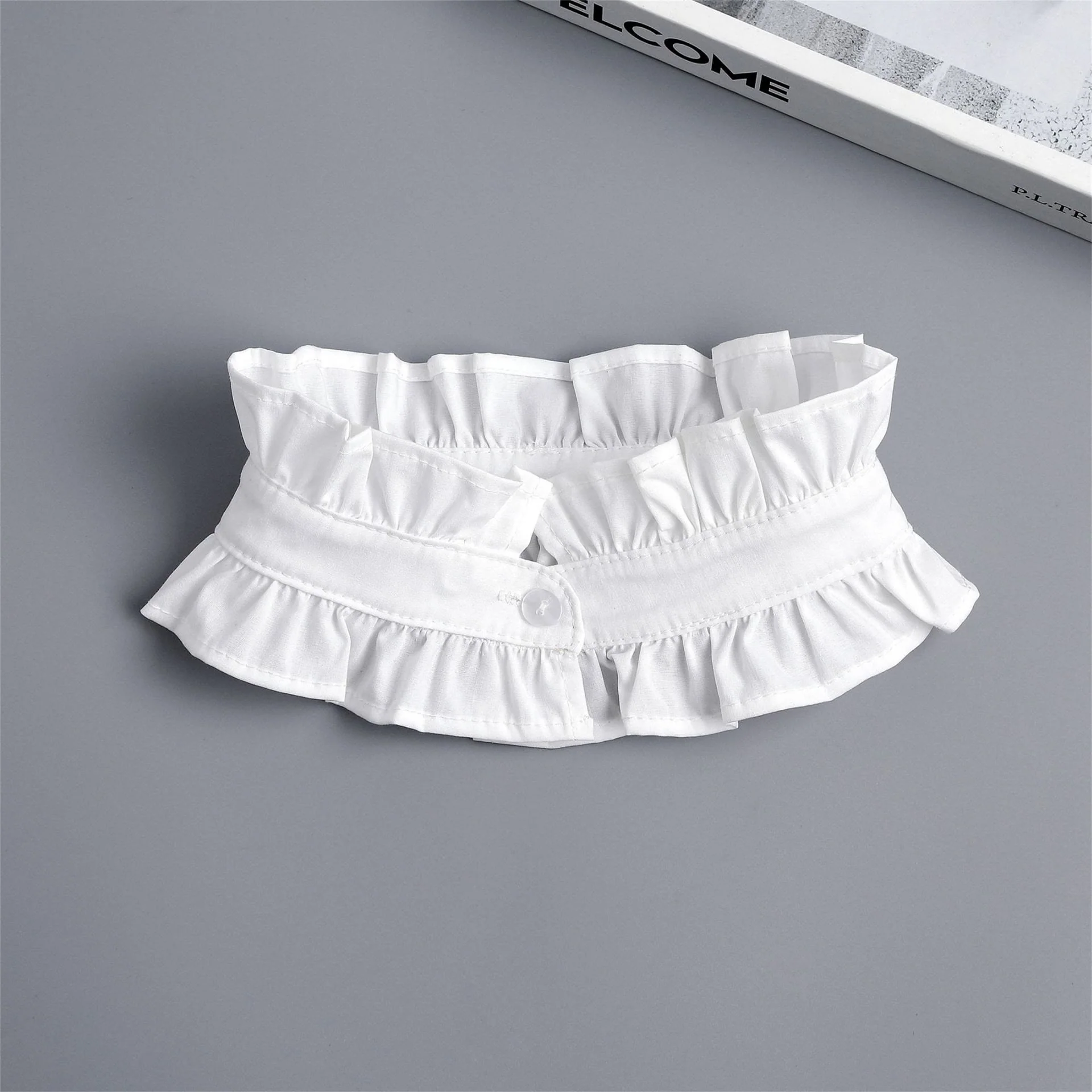 White Pleated Collar With Button Detachable False Collar Shirt - Image 9