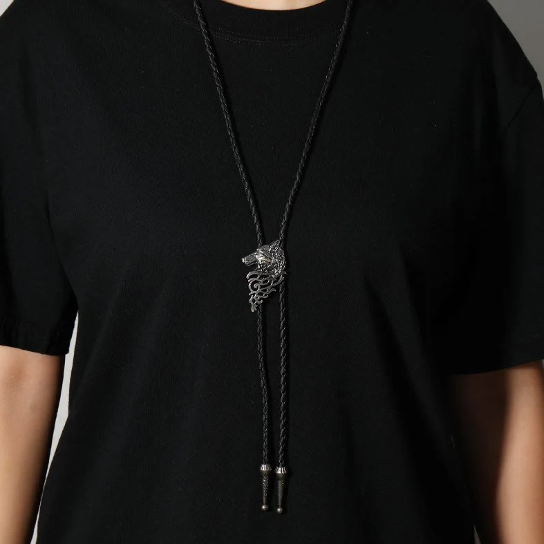 Wolf Head Pattern Retro Bolo Tie - Image 5