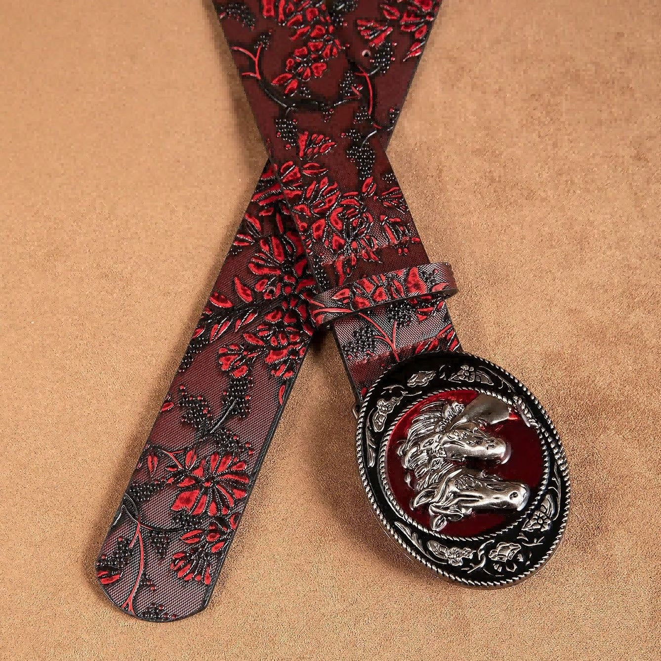 Women's Black And Red Double Horsehead Buckle Floral Belt - Image 4