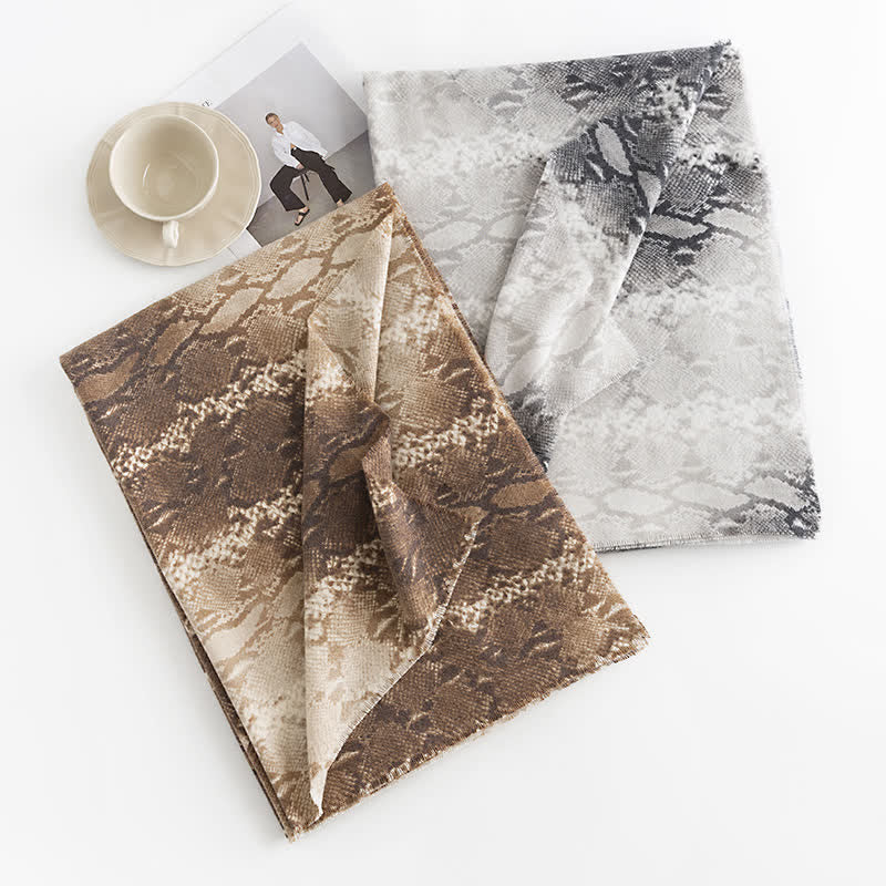 Women's Chic Street Style Snakeskin Print Scarf - Image 2