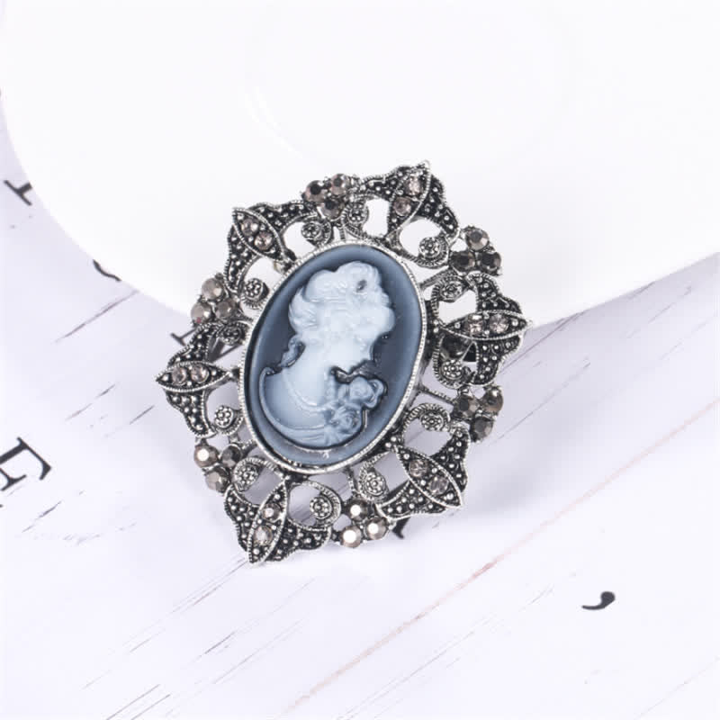 Women's Classic Cameo Victorian Brooch - Image 3
