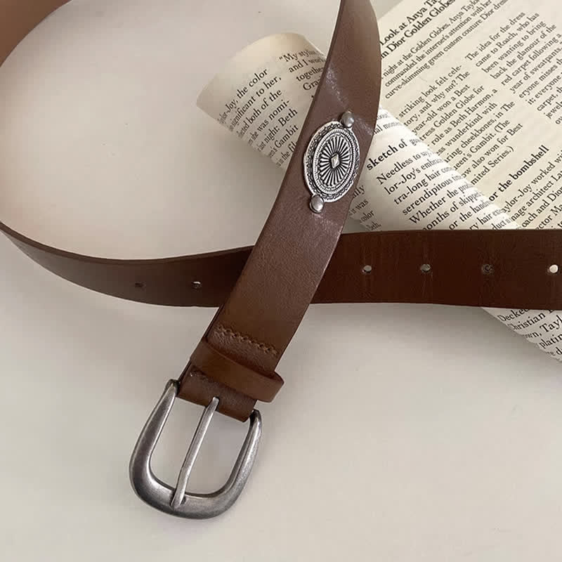 Women's Concho Rivets Metal Decoration Leather Belt - Image 3