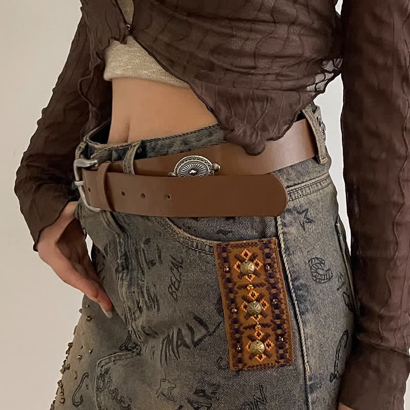Women's Concho Rivets Metal Decoration Leather Belt - Image 4