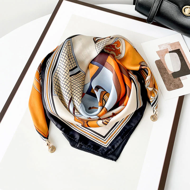Women's Elegant Retro Art Print Lightweight Square Scarf - Image 5