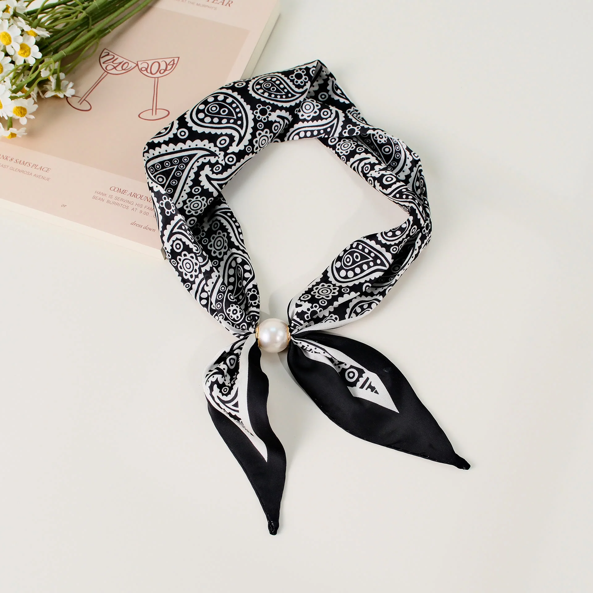 Women's Elegant Retro Pattern Square Scarf - Image 7