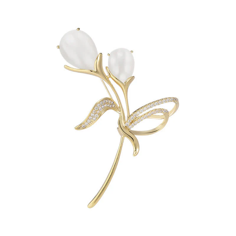 Women's Exquisite Tulip Pearl Brooch - Image 6