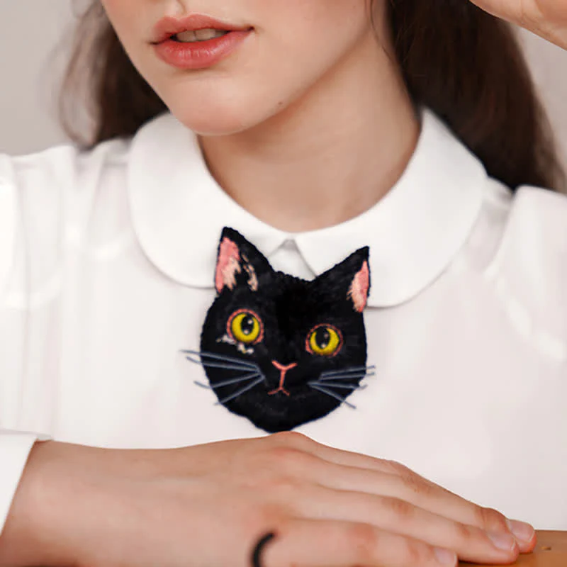 Women's Fox Head Embroidered Short Zipper Necktie - Image 3