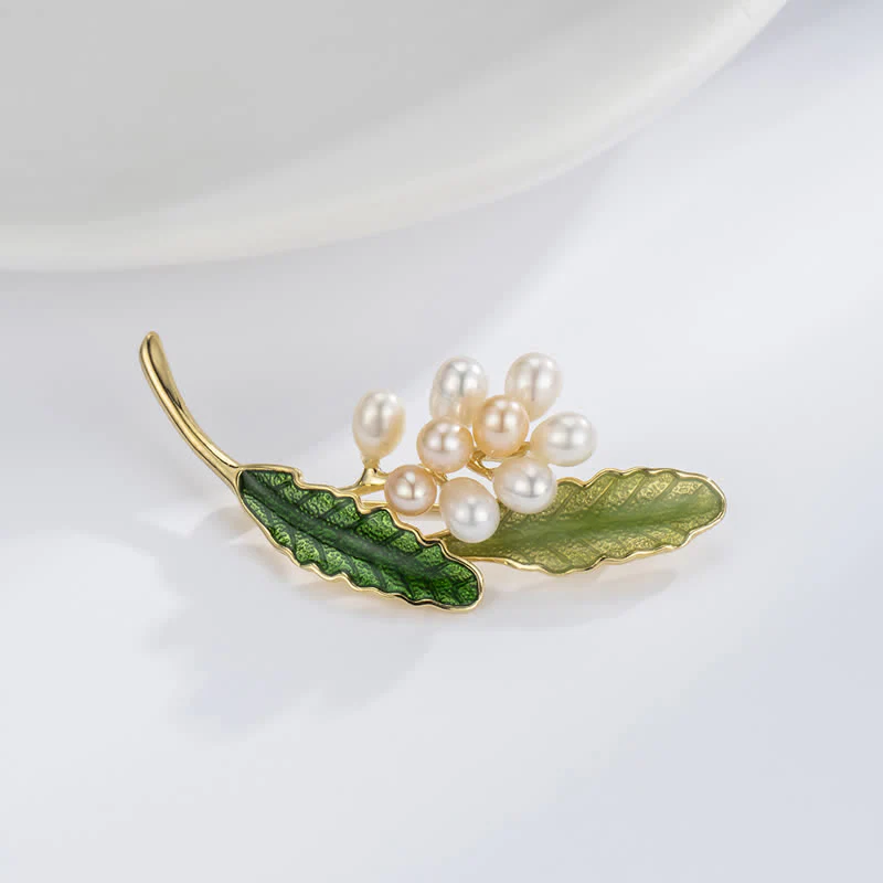 Women's Freshwater Pearl Jasmine Brooch - Image 3