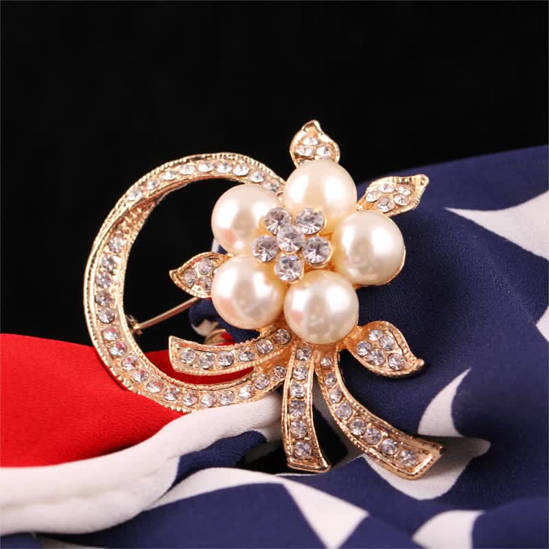 Women's Garland Pearl Rhinestones Brooch - Image 2