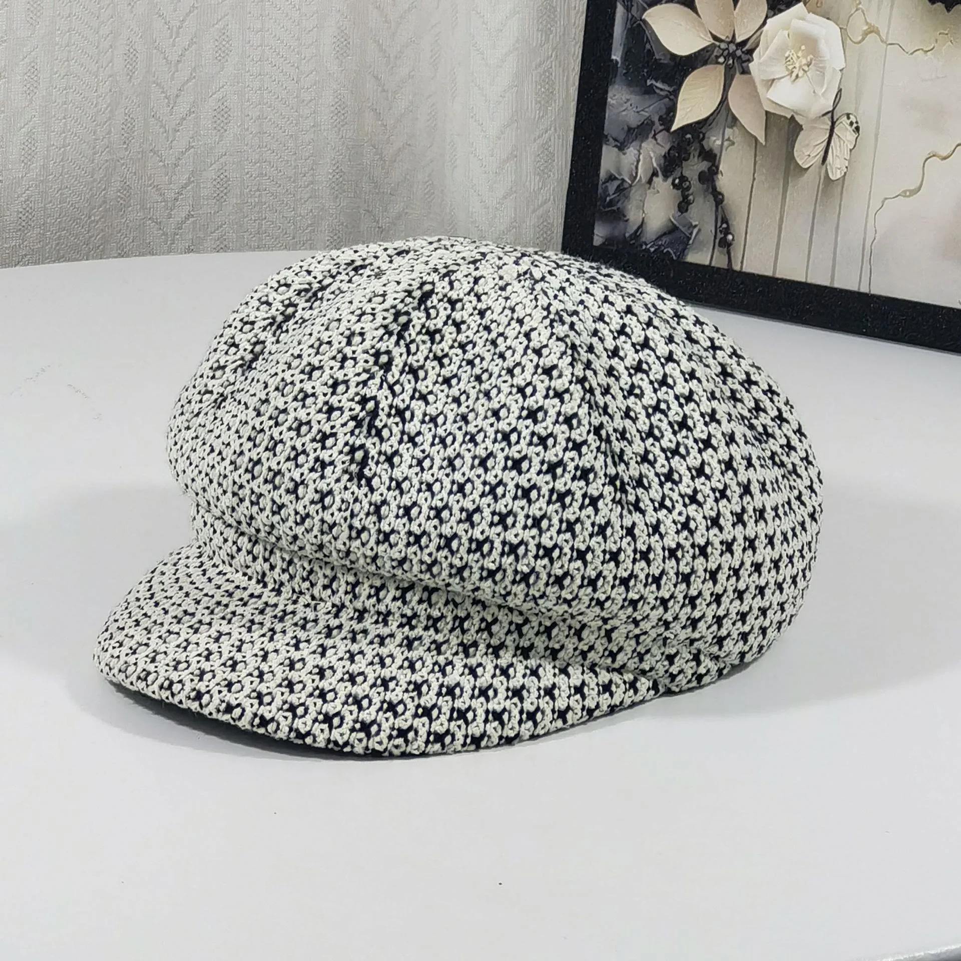 Women's Knitted Pattern Multi-color Beret Hat