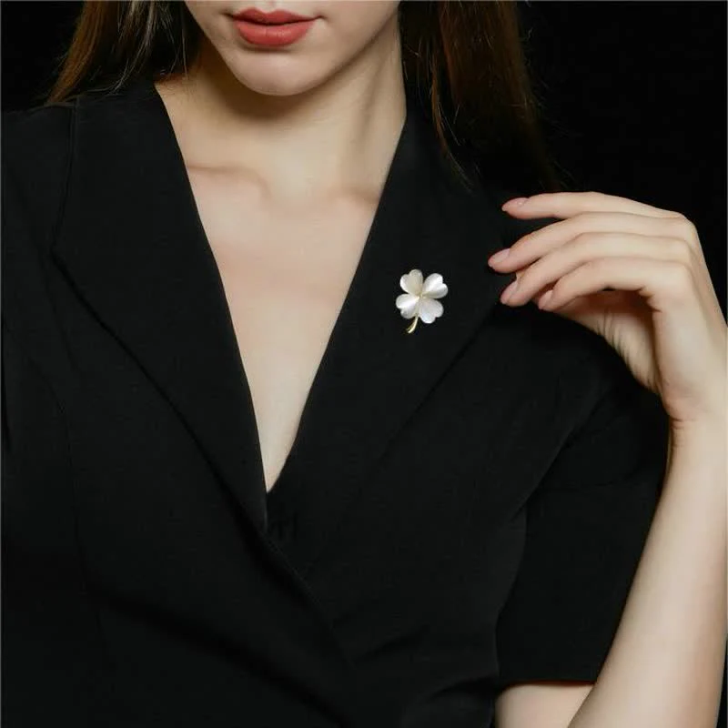 Women's Lucky Four-Leaf Clovers Brooch - Image 9