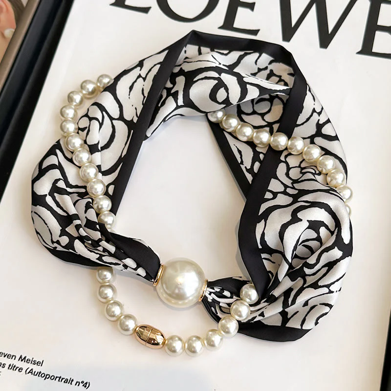 Women's Magnetic Clasp Artificial Pearl Necklace Scarf - Image 8