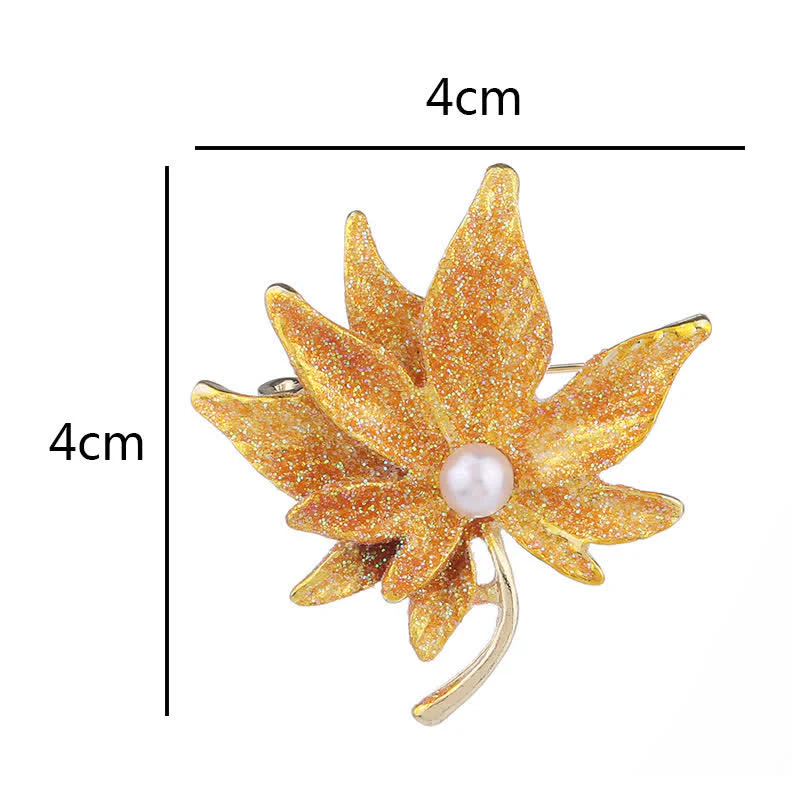 Women's Maple Leaf Pearl Brooch - Image 3