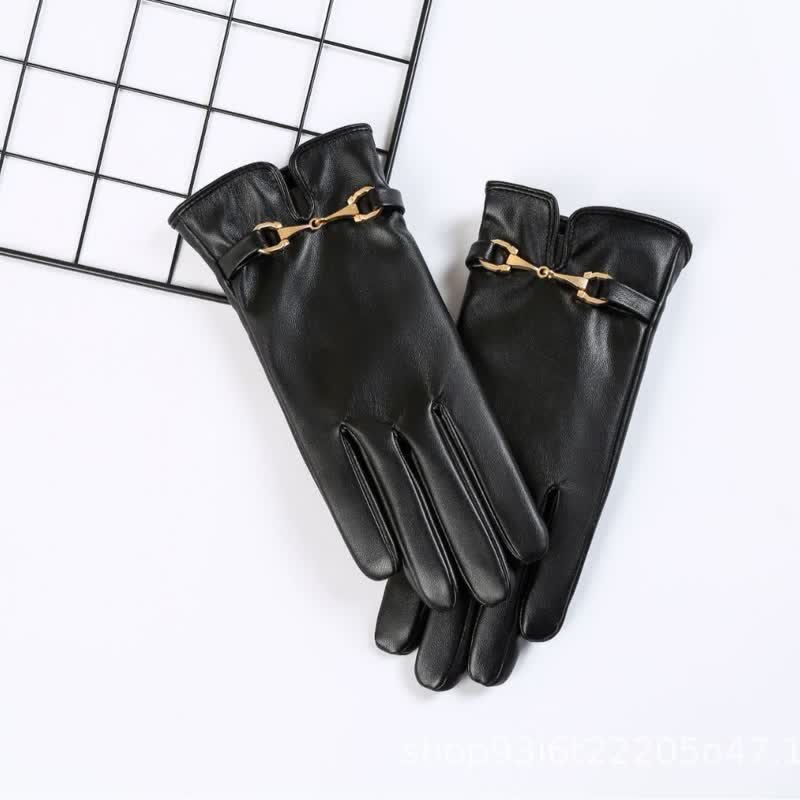 Women's Metal Decor Warm Velvet PU Leather Gloves - Image 7