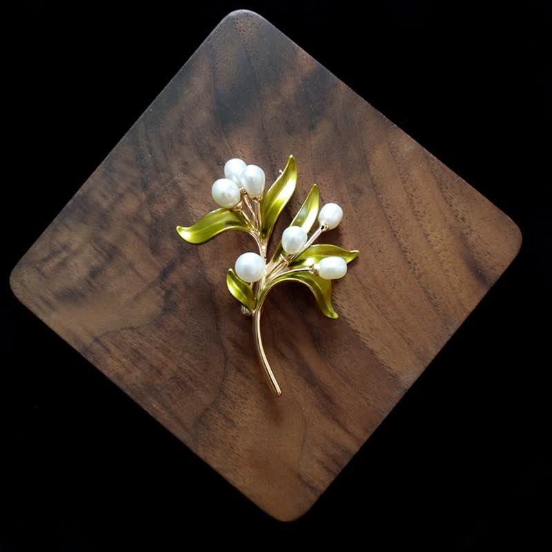 Women's Natural Pearl Olive Branch Brooch - Image 3