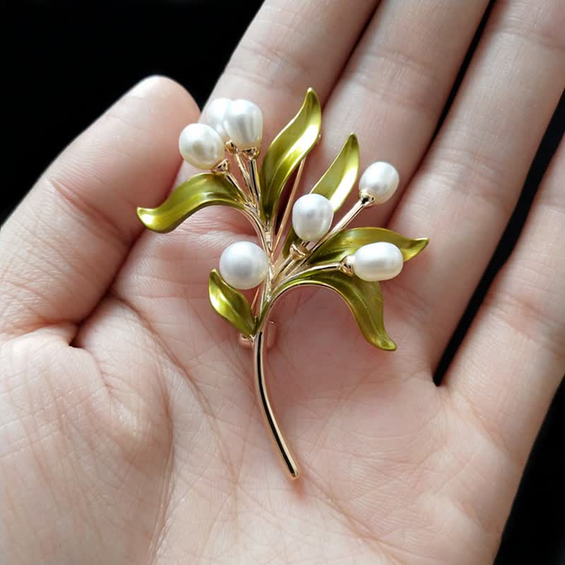 Women's Natural Pearl Olive Branch Brooch - Image 4
