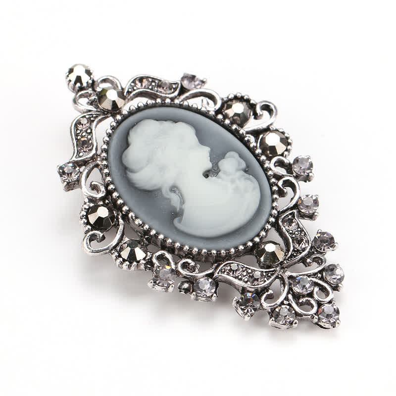Women's Palace Beauty Queen Cameo Brooch - Image 3