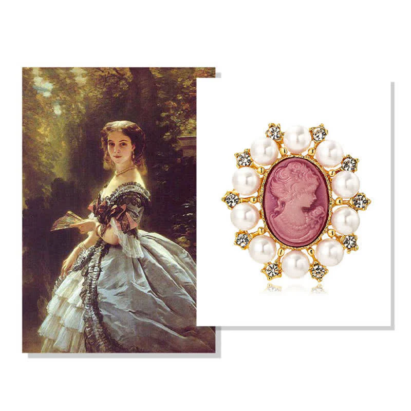 Women's Palace Relief Beauty Pearl Brooch - Image 3