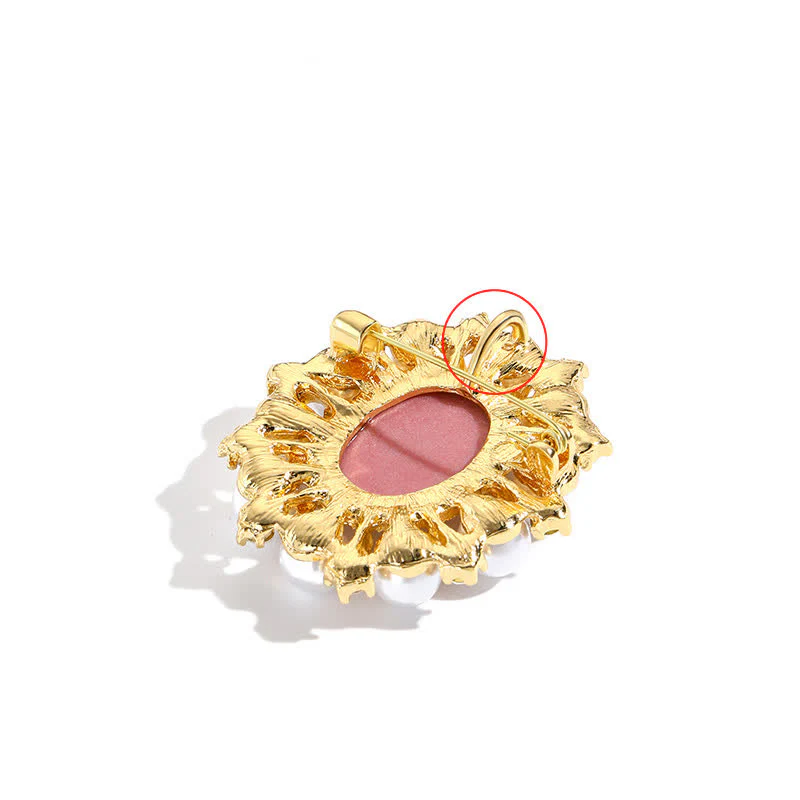 Women's Palace Relief Beauty Pearl Brooch - Image 7