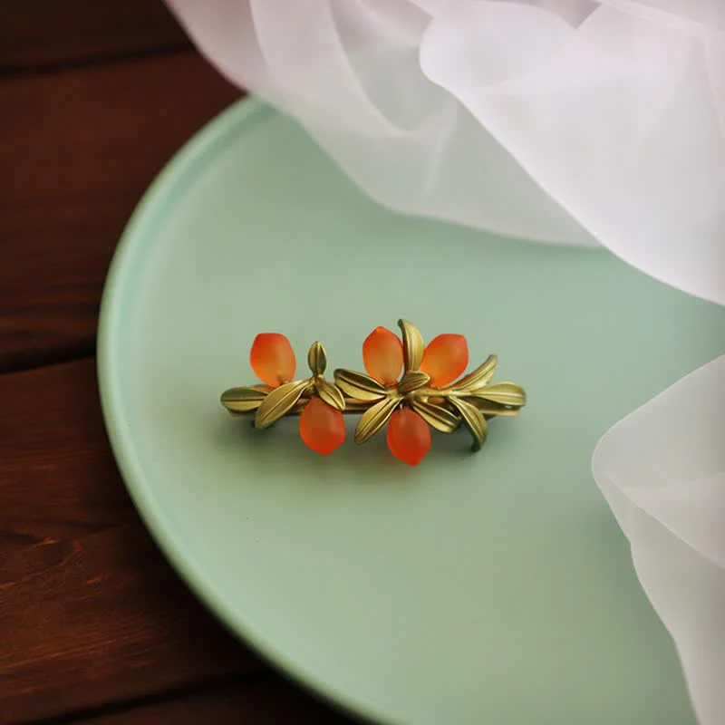 Women's Pastoral Orange Fruit Berry Brooch - Image 4