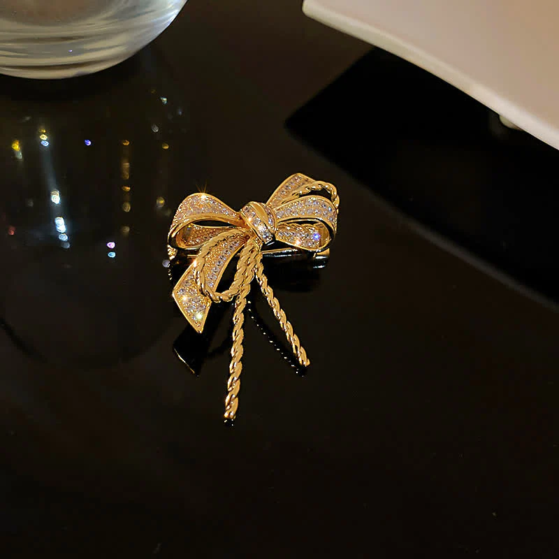 Women's Pretty Bowkont Zircons Brooch - Image 5
