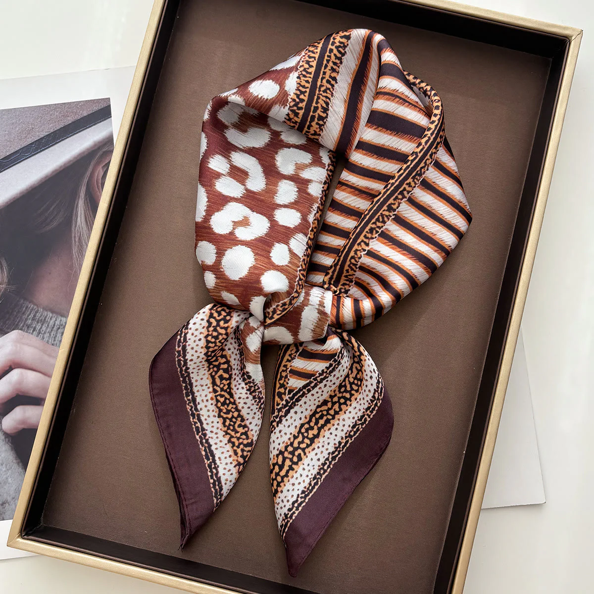 Women's Retro Mixed Pattern Silk Square Scarf