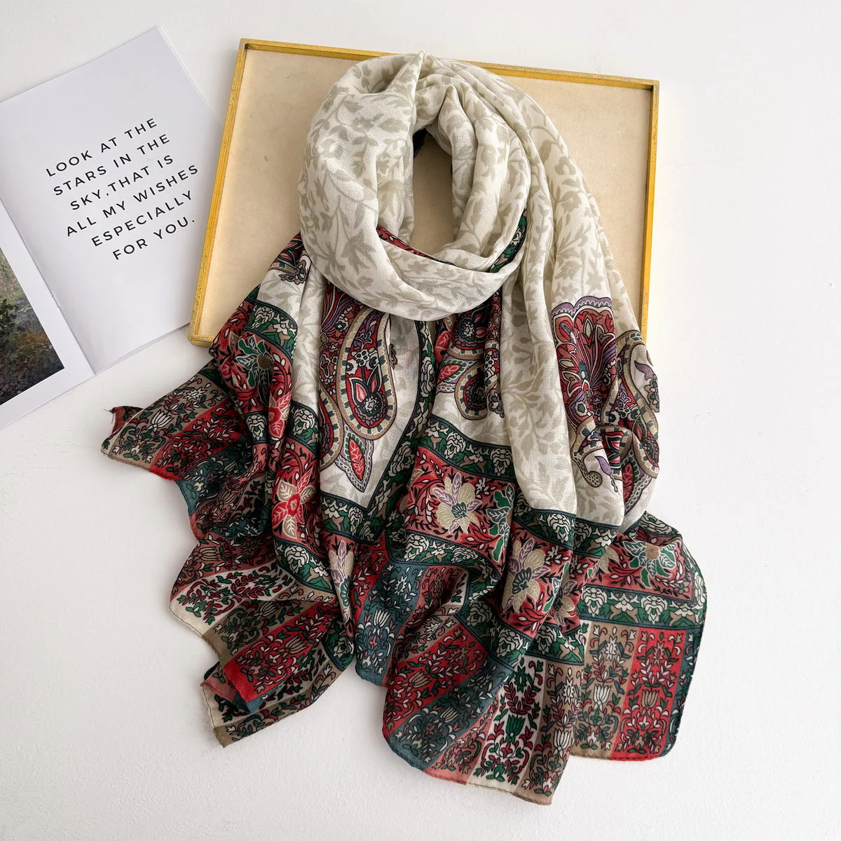 Women's Retro Patterned Lightweight Flowy Scarf