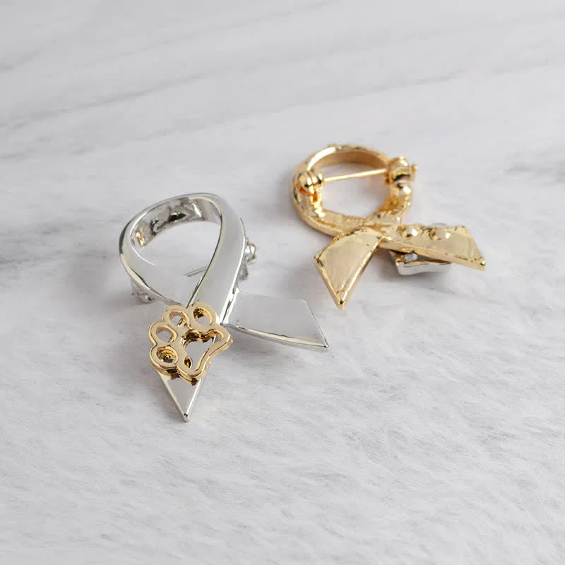Women's Ribbon Puppy Paw Brooch - Image 3