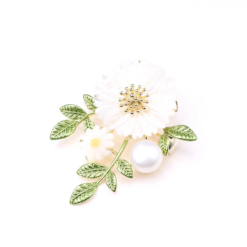 Women's Romantic Daisy Shell Pearl Brooch - Image 7