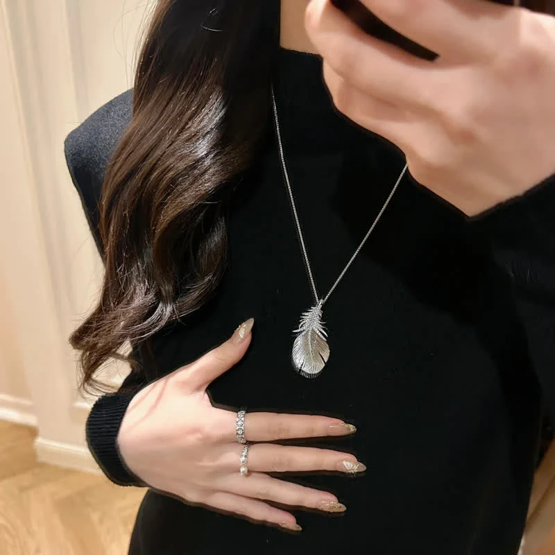 Women's Shiny Rhinestone Feather Pendant Brooch - Image 6