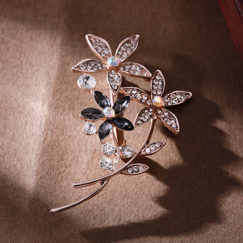 Women's Sparkling Rhinestone Flower Brooch - Image 6