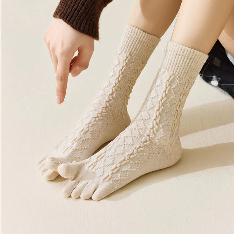 Women's Twist Grain Spilit Five Toes Wool Crew Socks - Image 5