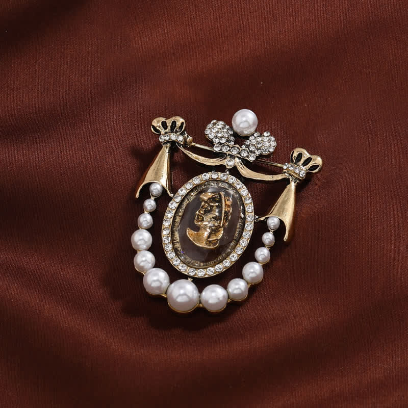 Women's Vintage Lady Face Court Style Pearl Brooch - Image 4