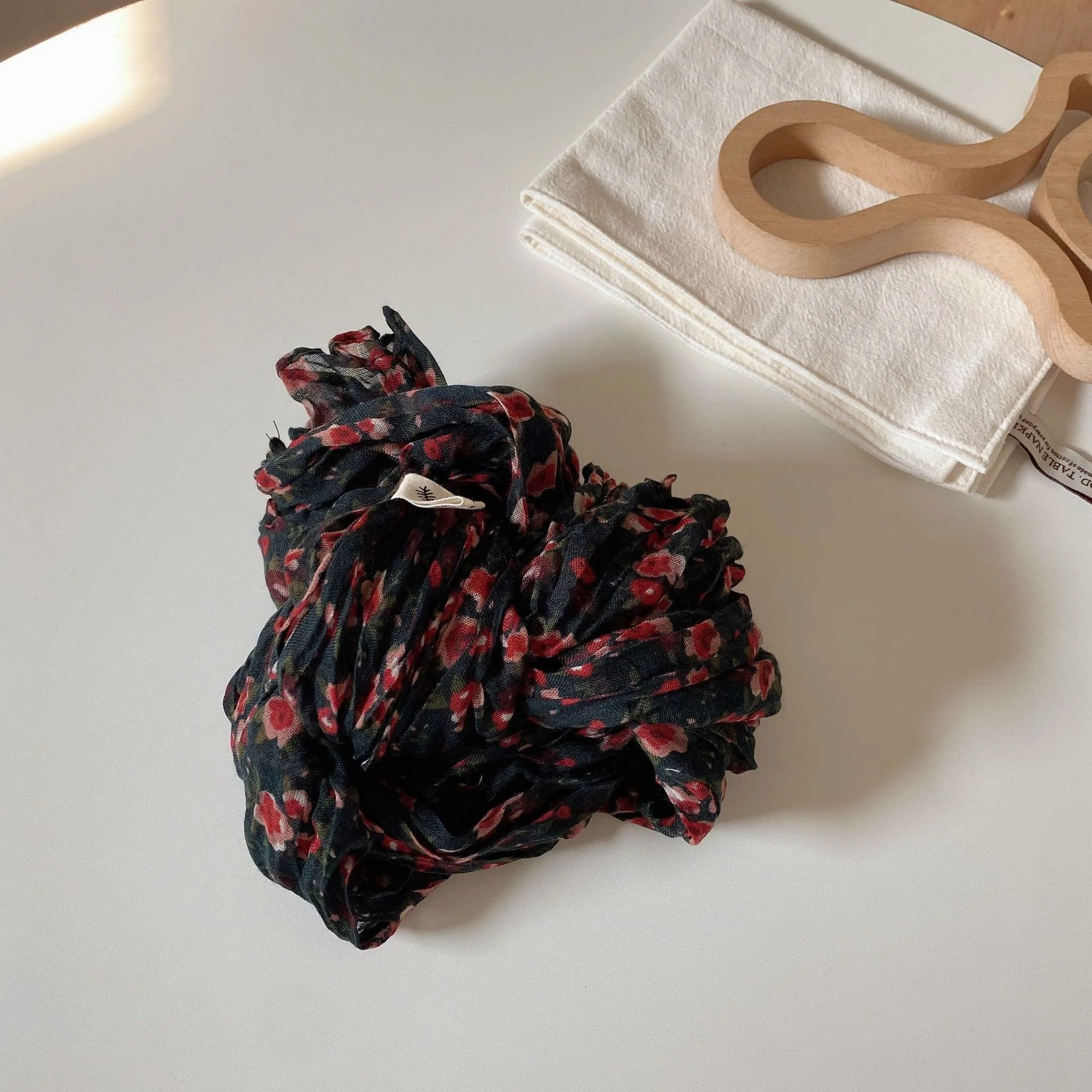 Women's Vintage Pleated Floral Thin Soft Scarf - Image 25