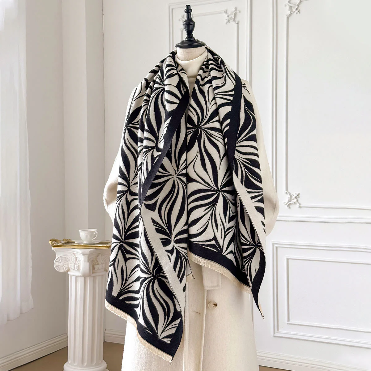 Women's Winter Stylish Leaf Pattern Black White Shawl Scarf